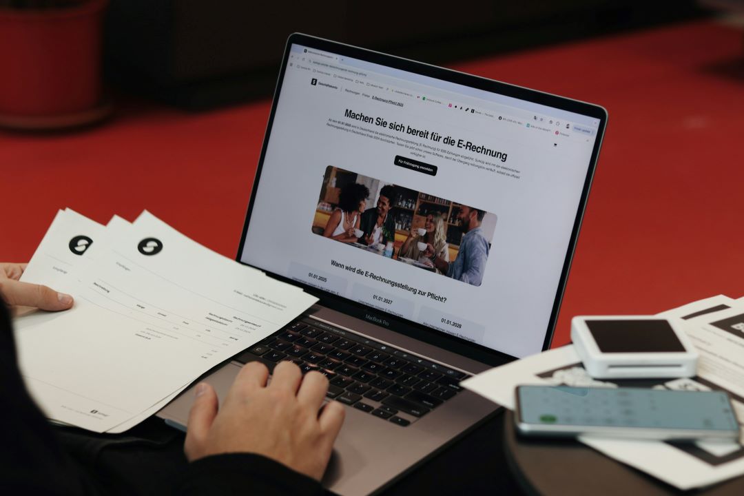 支援 B2B／B2C 電子發票